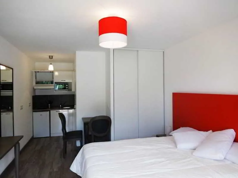Les Jardins D'Athena Aparthotel Aix-en-Provence 3*,  France